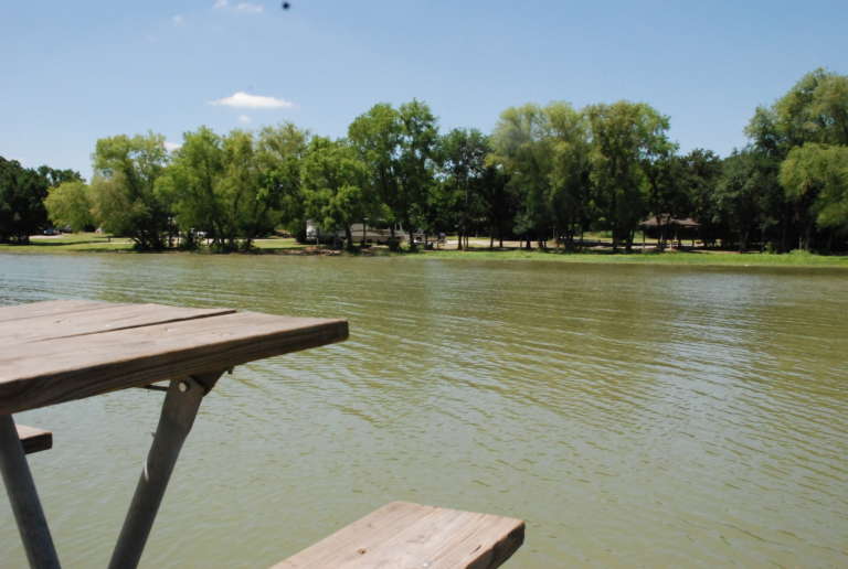 Camping-Cabins-Lodge-Dallas-Fort-Worth-19