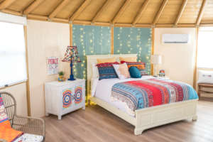 yurts-glamping-dfw8